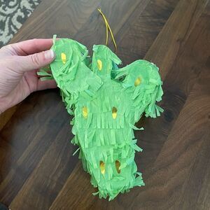 Paper Source mini piñata - cute cactus piñata! Desk or party decoration 🌵
